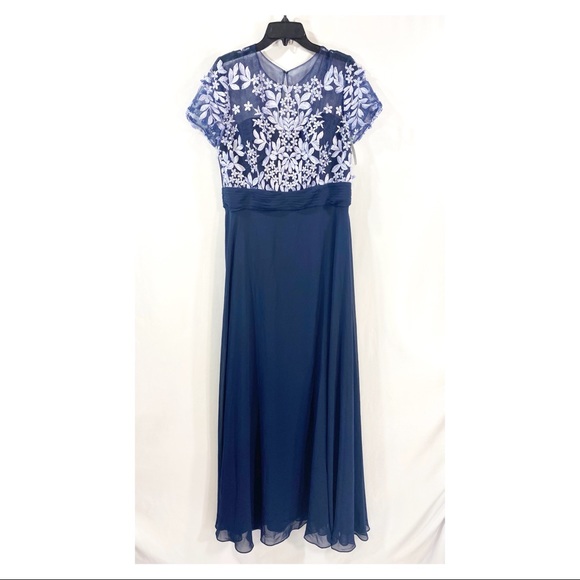 j s collection Dresses & Skirts - SALE🔥J S Collection lace maxi dress